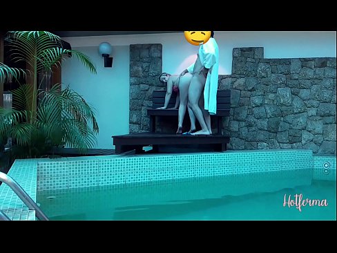 ❤️ Chefe convida empregada para a piscina, mas não conseguiu resistir a um ❤️❌ Porno russo em nós pt-br.hellporno-com.ru ❌️